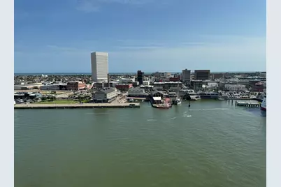 4110 Avenue Q 1/2, Galveston, TX 77550 - Photo 36