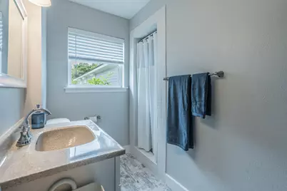 4110 Avenue Q 1/2, Galveston, TX 77550 - Photo 22