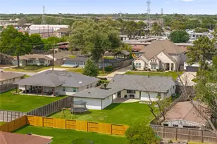 4509 Brookwoods Dr, Houston, TX 77092 - Photo 38
