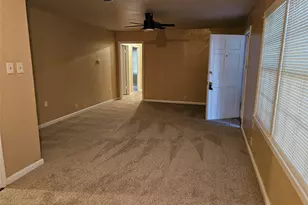 18 S Pin Oak Dr, Texas City, TX 77591 - Photo 4