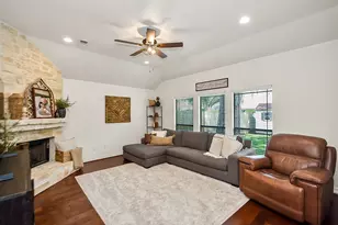 235 Wentworth Dr, West Columbia, TX 77486 - Photo 8