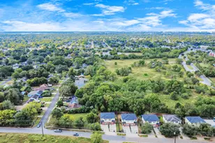 8130 Jutland Rd, Houston, TX 77033 - Photo 4