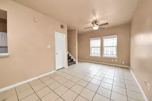 8130 Jutland Rd, Houston, TX 77033 - Photo 16