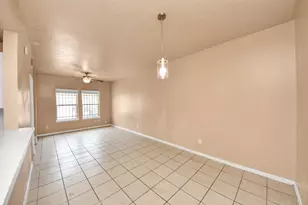 8130 Jutland Rd, Houston, TX 77033 - Photo 14