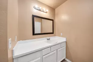 8130 Jutland Rd, Houston, TX 77033 - Photo 42