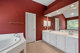 22 S Bethany Bend Cir, The Woodlands, TX 77382 - Photo 32