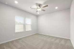 480 Long Br Dr, Dayton, TX 77535 - Photo 10