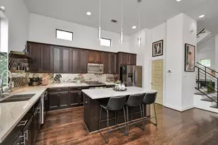 1705 Dunlavy St, Houston, TX 77006 - Photo 22