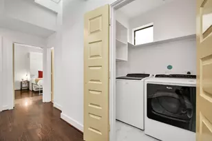 1705 Dunlavy St, Houston, TX 77006 - Photo 28