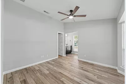 79 Fallshire Drive, The Woodlands, TX 77381 - Photo 8