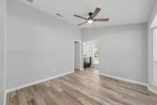 79 Fallshire Dr, The Woodlands, TX 77381 - Photo 8