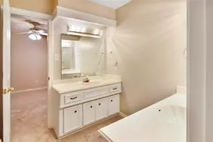 12511 Oakcroft Dr, Houston, TX 77070 - Photo 34