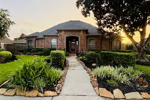1710 Brooke Amber Cir, Deer Park, TX 77536 - Photo 1