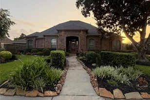 1710 Brooke Amber Cir, Deer Park, TX 77536 - Photo 1