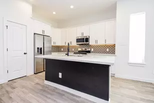 6828 Liverpool St, Houston, TX 77021 - Photo 8