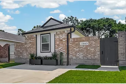 13843 Northlake Drive, Houston, TX 77049 - Photo 20