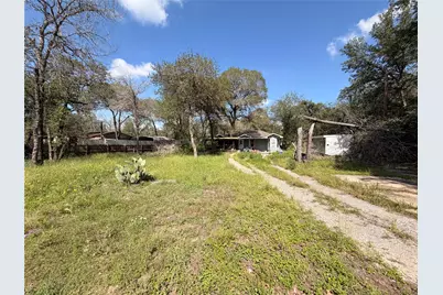 23026 Sandy Forest Drive, Elmendorf, TX 78112 - Photo 4