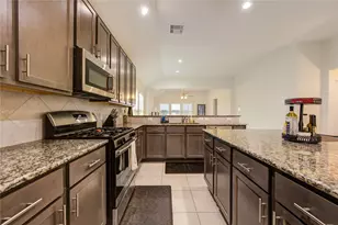 4614 Coopers Hill Trl, Rosenberg, TX 77471 - Photo 6