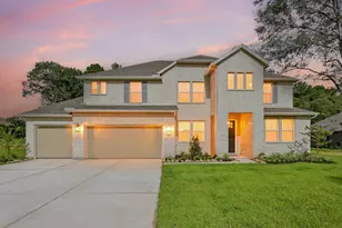 112 Roebuck Ln, New Waverly, TX 77358 - Photo 1