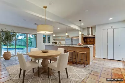 613 E 21st Street, Houston, TX 77008 - Photo 2