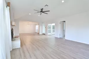 810 Palm Grove Cir, Sugar Land, TX 77498 - Photo 12