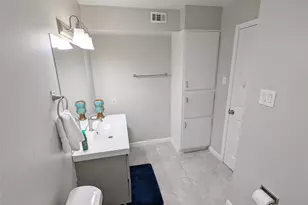 13374 Trail Hollow Dr, Houston, TX 77079 - Photo 26