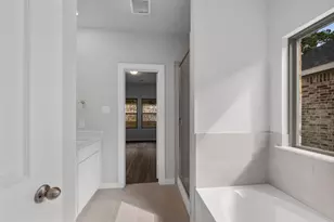 12315 Ridge Top Ct, Conroe, TX 77304 - Photo 22