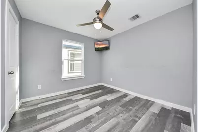618 Maple Way #A/B, Houston, TX 77015 - Photo 10