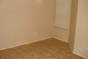 2750 Holly Hall St, Houston, TX 77054 - Photo 8