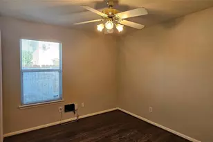 919 Yorkshire Hollow, Fresno, TX 77545 - Photo 14