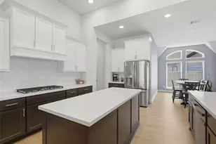 8922 Sierra Nevada Dr, Manvel, TX 77578 - Photo 14