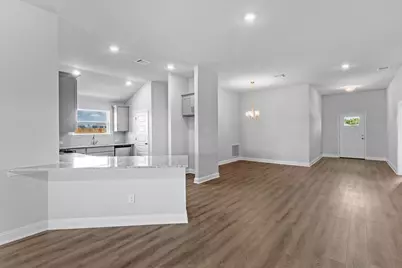 2209 S Post Oak Circle, Dayton, TX 77525 - Photo 6