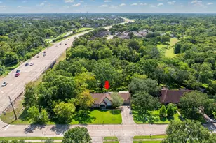 1509 Windsor Dr, Friendswood, TX 77546 - Photo 4