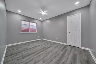 1407 Newmark Dr, Houston, TX 77014 - Photo 32