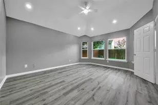 1407 Newmark Dr, Houston, TX 77014 - Photo 22