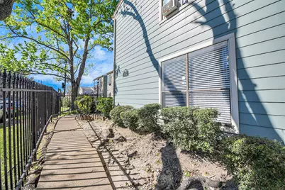 3750 Tanglewilde Street #A7, Houston, TX 77063 - Photo 4