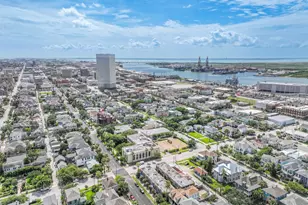 424 15th St, Galveston, TX 77550 - Photo 4