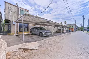424 15th St, Galveston, TX 77550 - Photo 40