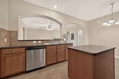4903 Summer Ridge Drive, Conroe, TX 77303 - Photo 20