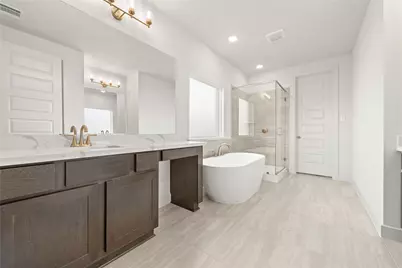 2019 Lobo Court, Montgomery, TX 77316 - Photo 8