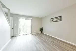 2501 Gulf Freeway, Dickinson, TX 77539 - Photo 8