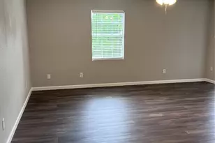 503 Park Ln, Cleveland, TX 77327 - Photo 6