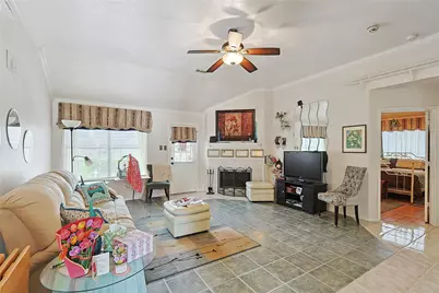 1818 Kemah Oaks Drive, Kemah, TX 77565 - Photo 4