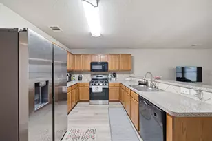 5019 Ivy Fair Way, Katy, TX 77449 - Photo 6