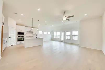 3005 Coral Rae Court, League City, TX 77573 - Photo 4