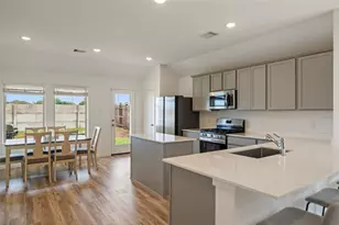 2020 Hyde Acres St, League City, TX 77573 - Photo 10