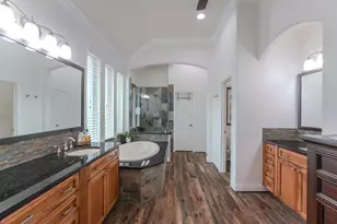 26 Lufberry Pl, Tomball, TX 77375 - Photo 38