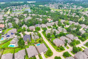 26 Lufberry Pl, Tomball, TX 77375 - Photo 10