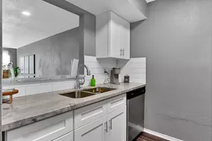 17210 Imperial Valley Dr, Houston, TX 77060 - Photo 6