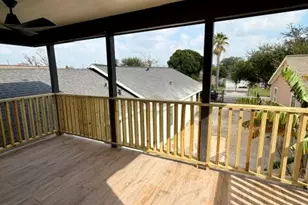 4607 Billingsley St, Houston, TX 77009 - Photo 2